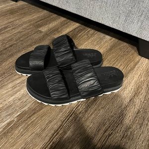 Sorel black slip on sandal - size 9.5